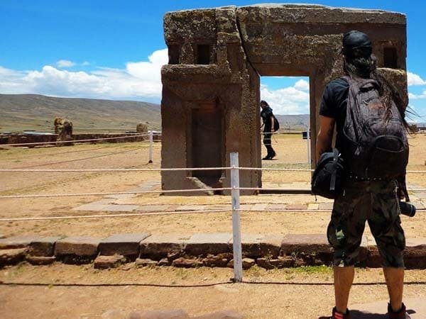 Portada de Tiwanaku